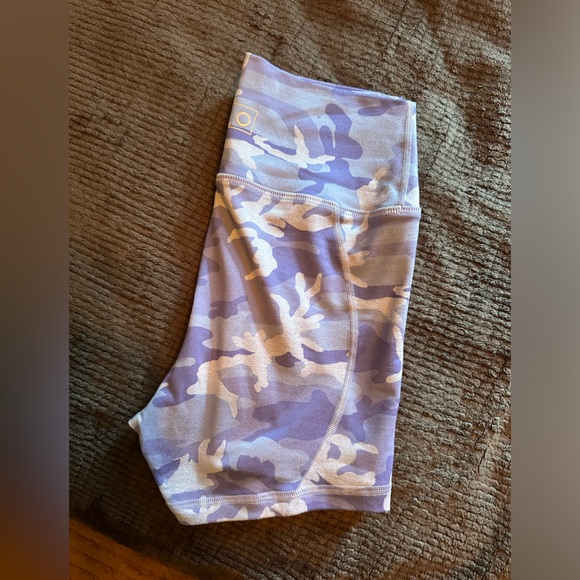 Fleo high rise camo - never worn - Picture 3 of 4